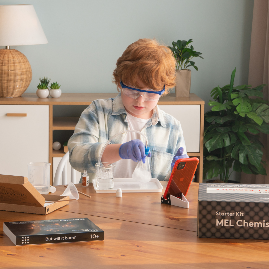 MEL CHEMISTRY BUNDLE — 6 kits. Ages 10+
